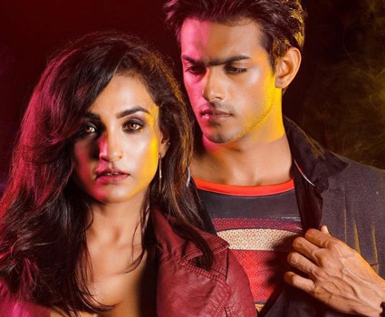 Gayan Karunarathne Photographer & Creative Designer Slider Image