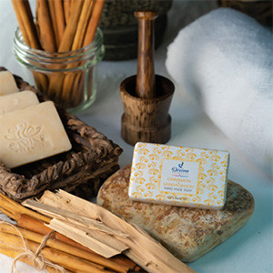 Handmade Cinnamon & Sandalwood Soap