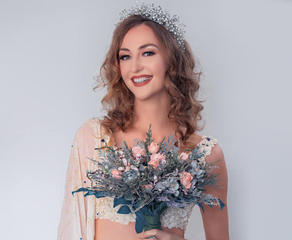 Niluka Kodikara Salon Slider Image